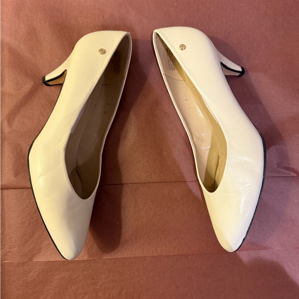 Cream Etienne Aigner Heels - Made in Spain - 7 - Picture 4 of 7